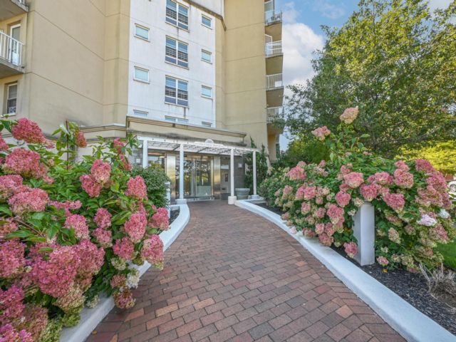  2 BR,  1.00 BTH &nbsp;Condo style home in Rockaway Beach