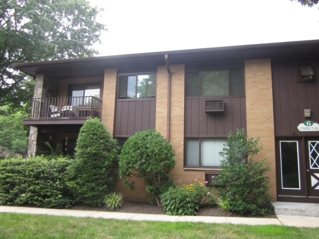 [Piermont Real Estate, listing number 3336797]