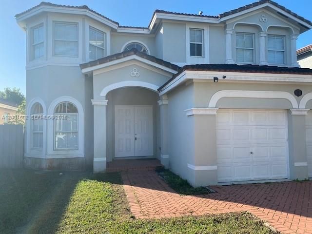  4 BR,  2.50 BTH &nbsp; style home in Miami