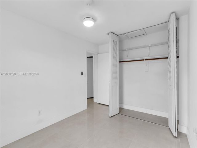 [PHOTO]