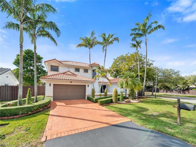  4 BR,  2.00 BTH &nbsp; style home in Miami