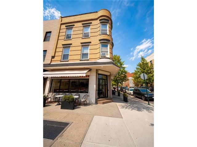 Studio,  0.00 BTH &nbsp;Mixed use style home in Sunset Park