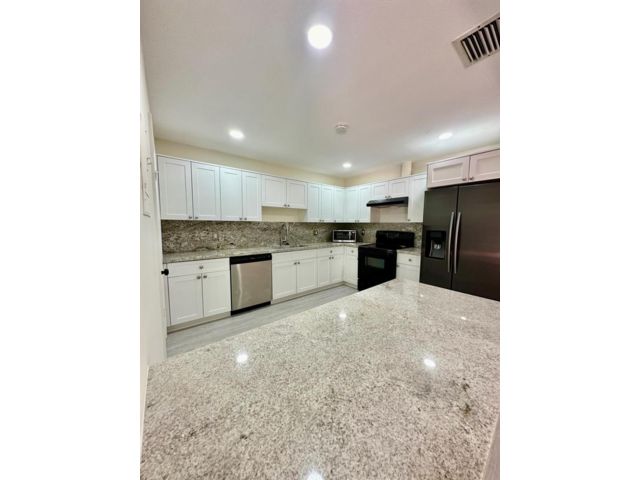  2 BR,  2.00 BTH &nbsp; style home in Hypoluxo