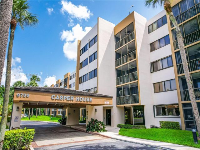  2 BR,  2.00 BTH &nbsp; style home in Medley