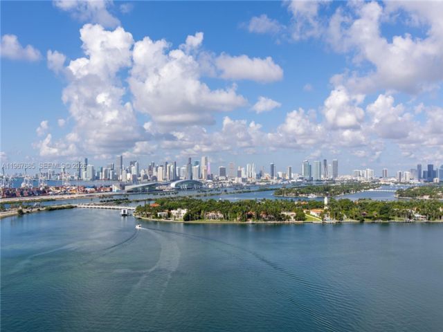  2 BR,  2.00 BTH &nbsp; style home in Miami Beach