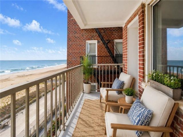 Studio,  1.00 BTH &nbsp;Co-op style home in Belle Harbor