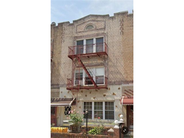 Studio,  0.00 BTH &nbsp;Multi-family style home in Bay Ridge