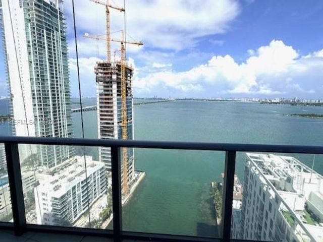  3 BR,  2.50 BTH &nbsp; style home in Miami