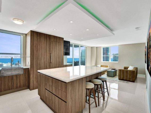  2 BR,  2.00 BTH &nbsp; style home in Carl Fisher