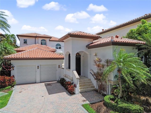  4 BR,  4.00 BTH &nbsp; style home in Coral Gables