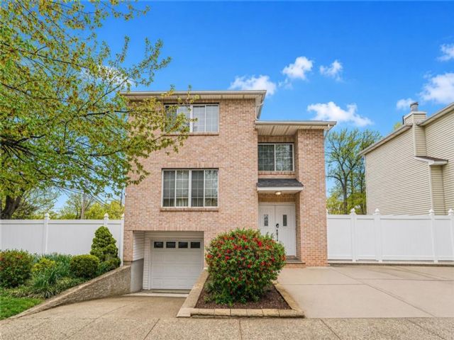 [Eltingville Real Estate, listing number 3337272]