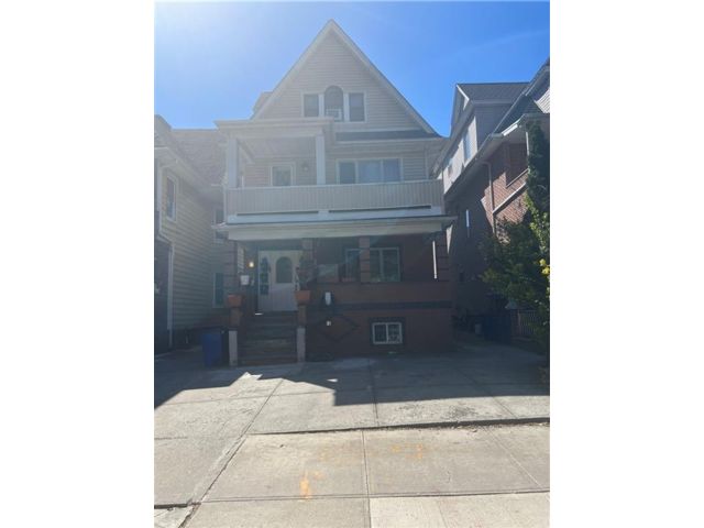 Studio,  0.00 BTH &nbsp;Multi-family style home in Kensington