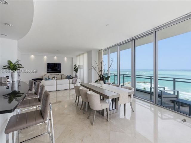  2 BR,  2.50 BTH &nbsp; style home in Bal Harbour