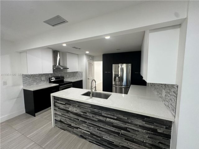  3 BR,  2.00 BTH &nbsp; style home in Coral Springs