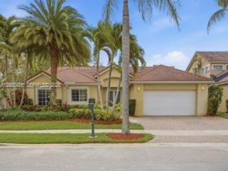 [Weston Real Estate, listing number 3337343]