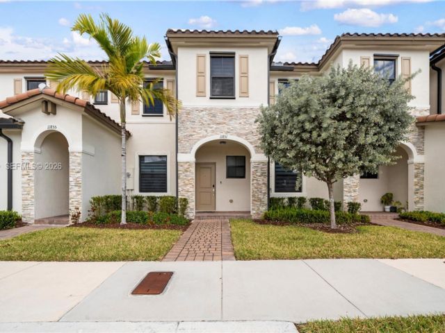  3 BR,  2.50 BTH &nbsp;Townhouse style home in Homestead