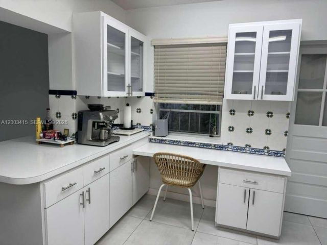[PHOTO]