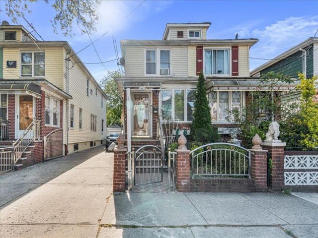  3 BR,  3.00 BTH &nbsp;Single family style home in East Flatbush