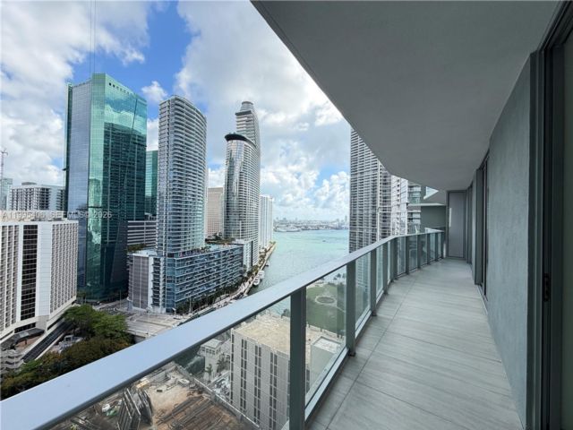  2 BR,  2.00 BTH &nbsp; style home in Miami