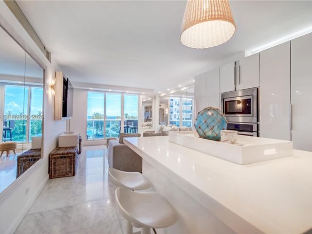  2 BR,  2.00 BTH &nbsp; style home in Miami Beach