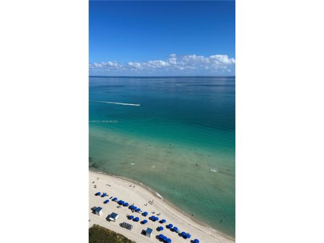  2 BR,  2.00 BTH &nbsp; style home in Miami Beach