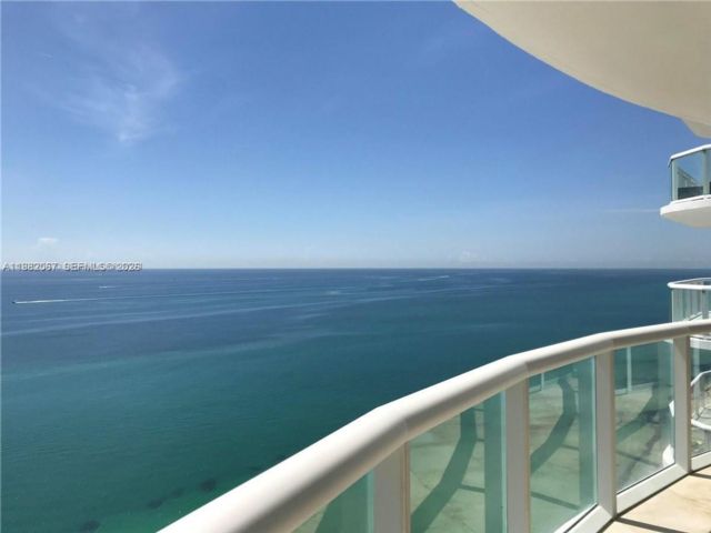  2 BR,  2.00 BTH &nbsp; style home in Miami Beach