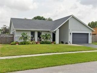  3 BR,  2.00 BTH &nbsp; style home in Lauderhill