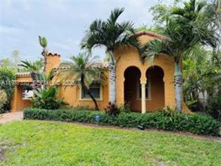  2 BR,  2.00 BTH &nbsp;Other style home in Coral Gables