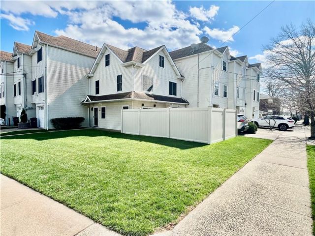[Dongan Hills-above Hylan Real Estate, listing number 3337578]