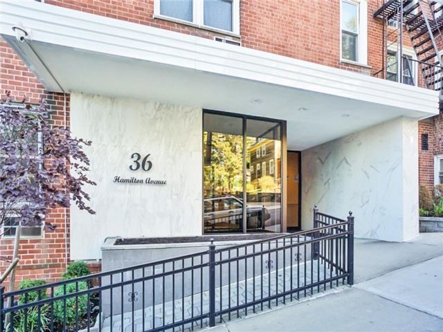  1 BR,  1.00 BTH &nbsp;Co-op style home in St. George