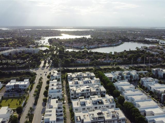  3 BR,  3.00 BTH &nbsp; style home in Medley