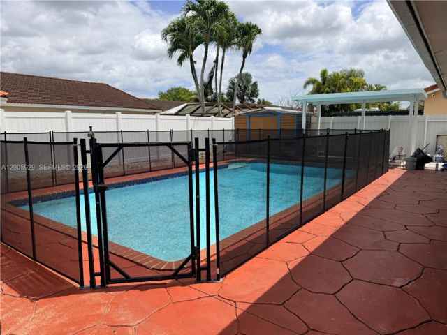  3 BR,  2.50 BTH &nbsp; style home in Miami