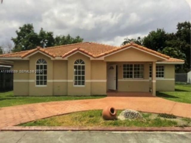 3 BR,  2.00 BTH &nbsp;European style home in Cutler Bay