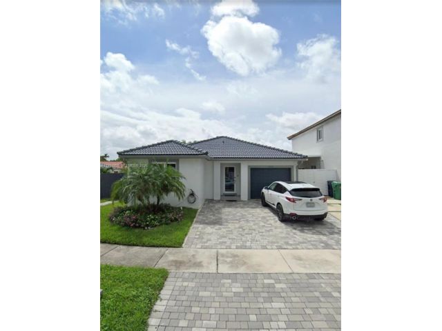 [Miami Real Estate, listing number 3337658]