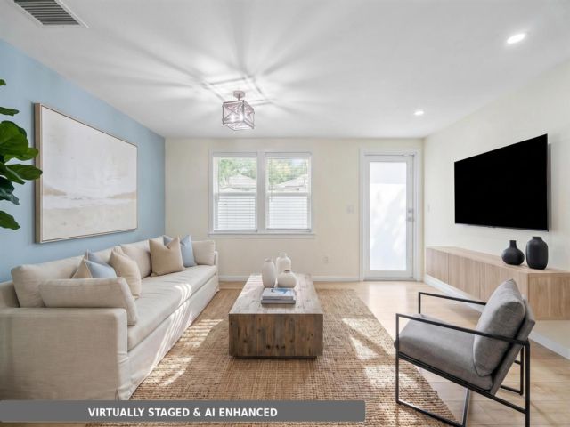  3 BR,  2.00 BTH &nbsp; style home in West Palm Beach