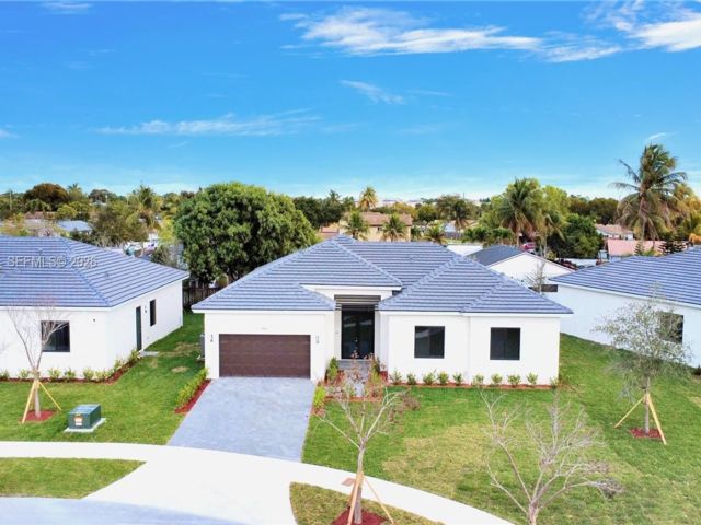  5 BR,  4.00 BTH &nbsp; style home in Miami