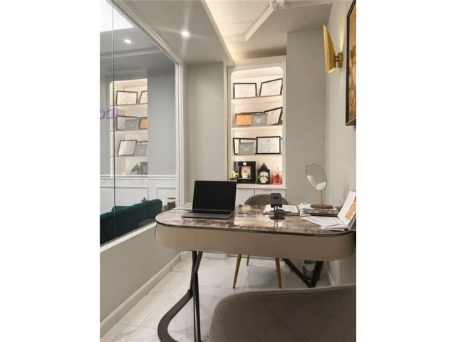 Studio,  0.00 BTH &nbsp;Business only style home in Flushing