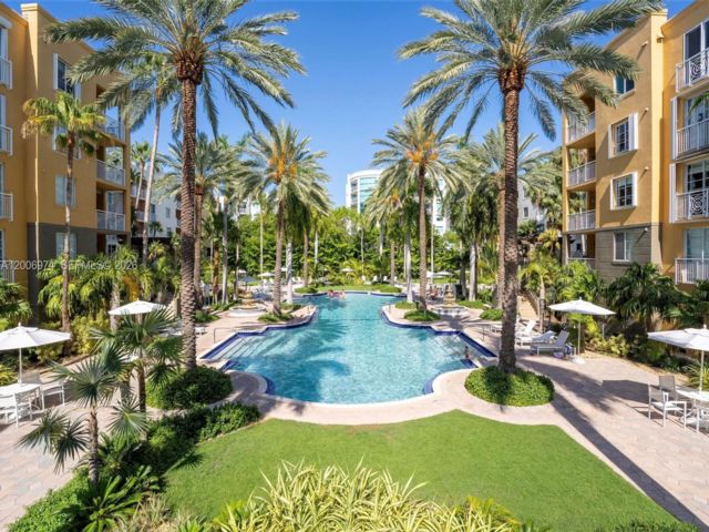  2 BR,  2.00 BTH &nbsp; style home in Carl Fisher