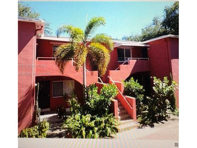  1 BR,  1.00 BTH &nbsp; style home in El Portal