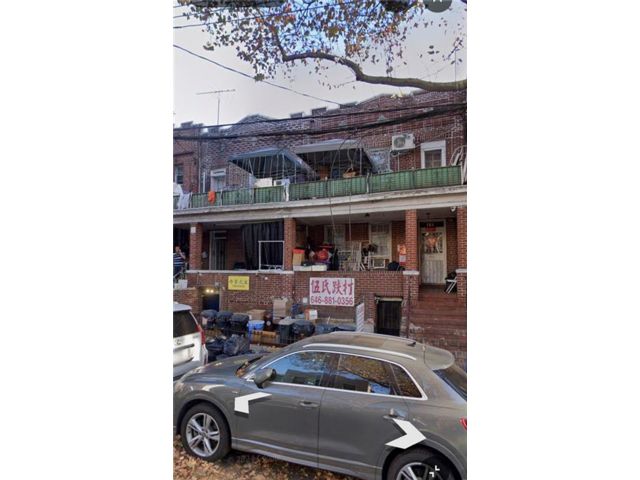 Studio,  0.00 BTH &nbsp;Multi-family style home in Sunset Park