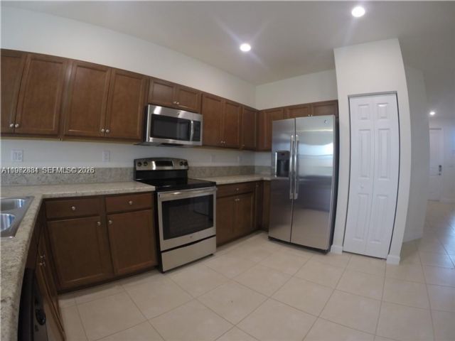  4 BR,  3.00 BTH &nbsp; style home in Homestead
