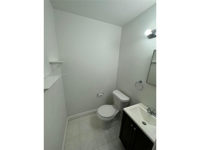 [PHOTO]