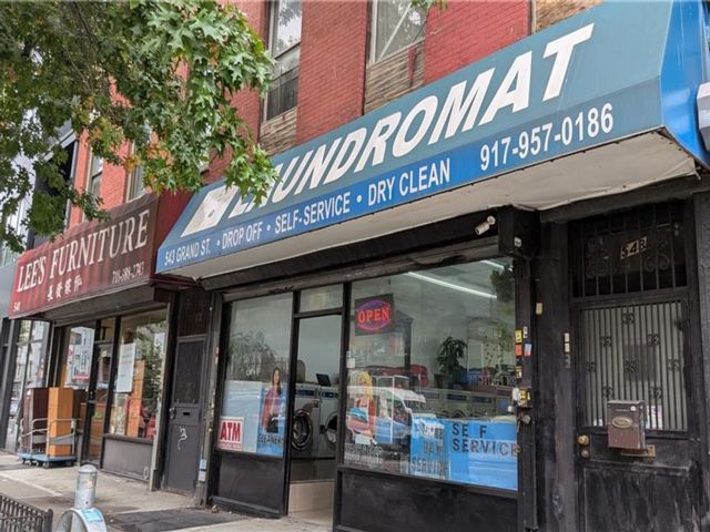 Studio,  0.00 BTH &nbsp;Mixed use style home in Williamsburg