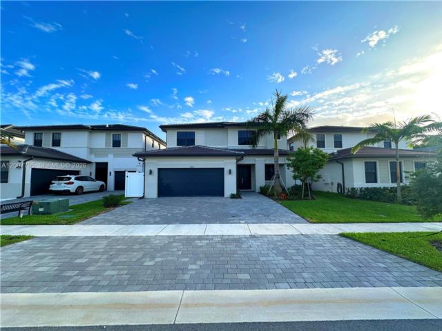  4 BR,  4.00 BTH &nbsp; style home in Miramar