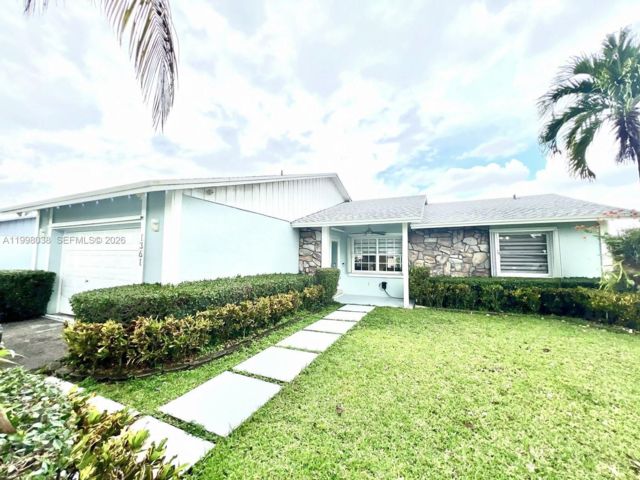  3 BR,  2.00 BTH &nbsp;Other style home in Florida City