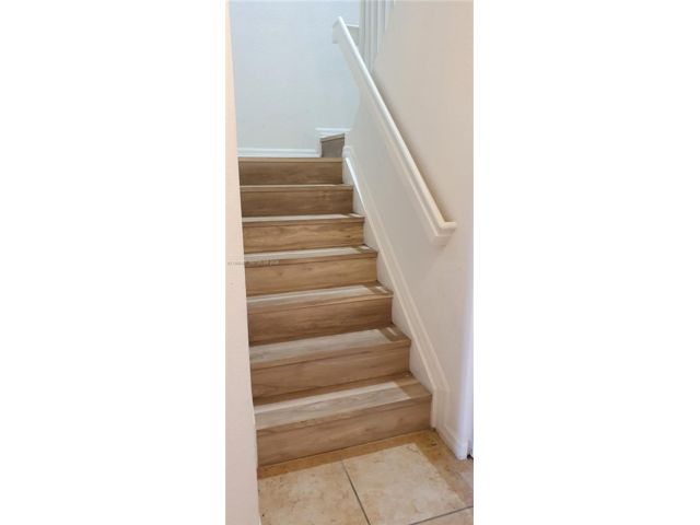  3 BR,  3.00 BTH &nbsp; style home in Medley
