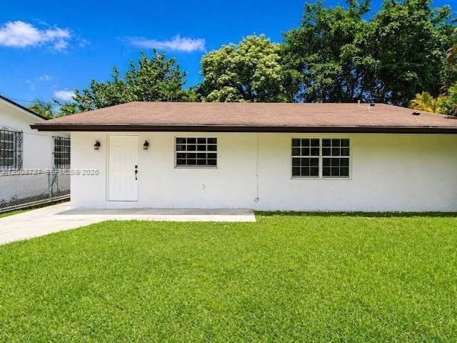  3 BR,  2.00 BTH &nbsp;Duplex style home in Miami