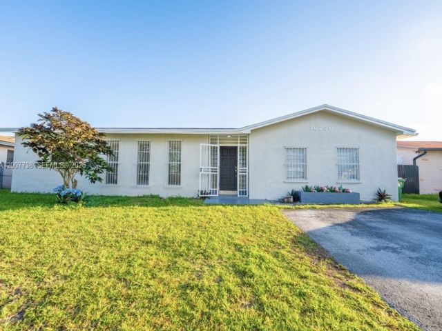  3 BR,  1.00 BTH &nbsp; style home in Miami