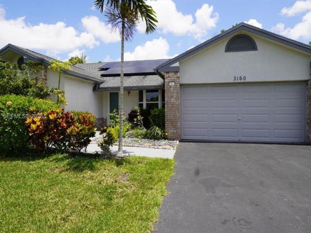  3 BR,  2.00 BTH &nbsp; style home in Sunrise