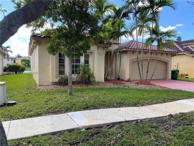 [Miramar Real Estate, listing number 3338294]